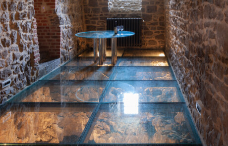 I2 caves